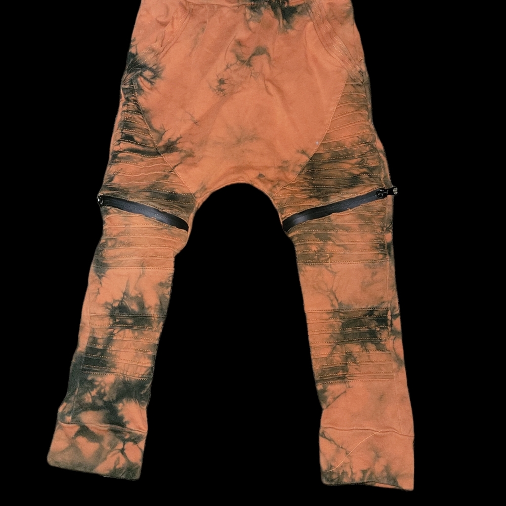 Size 6 posh kiddo joggers